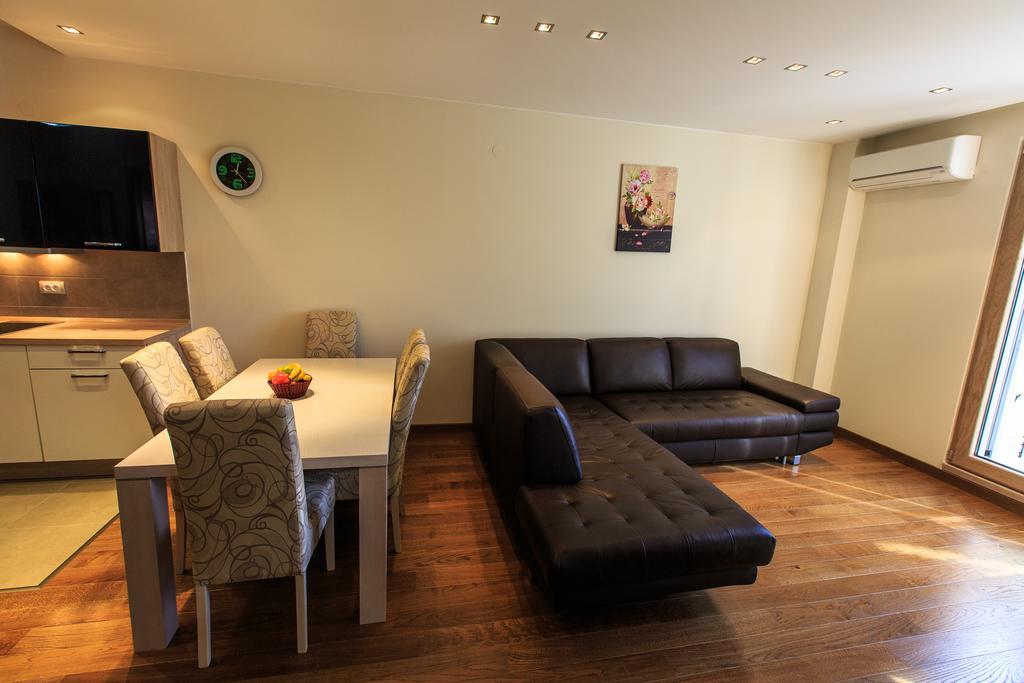 De Lux Apartments Petrovac 외부 사진