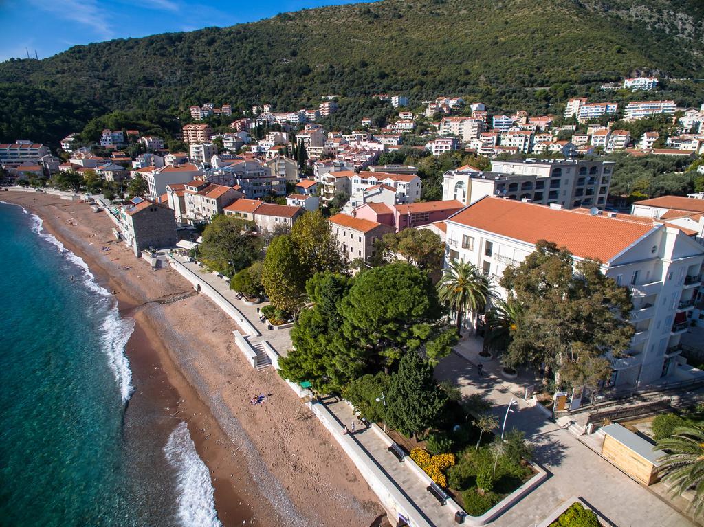De Lux Apartments Petrovac 외부 사진
